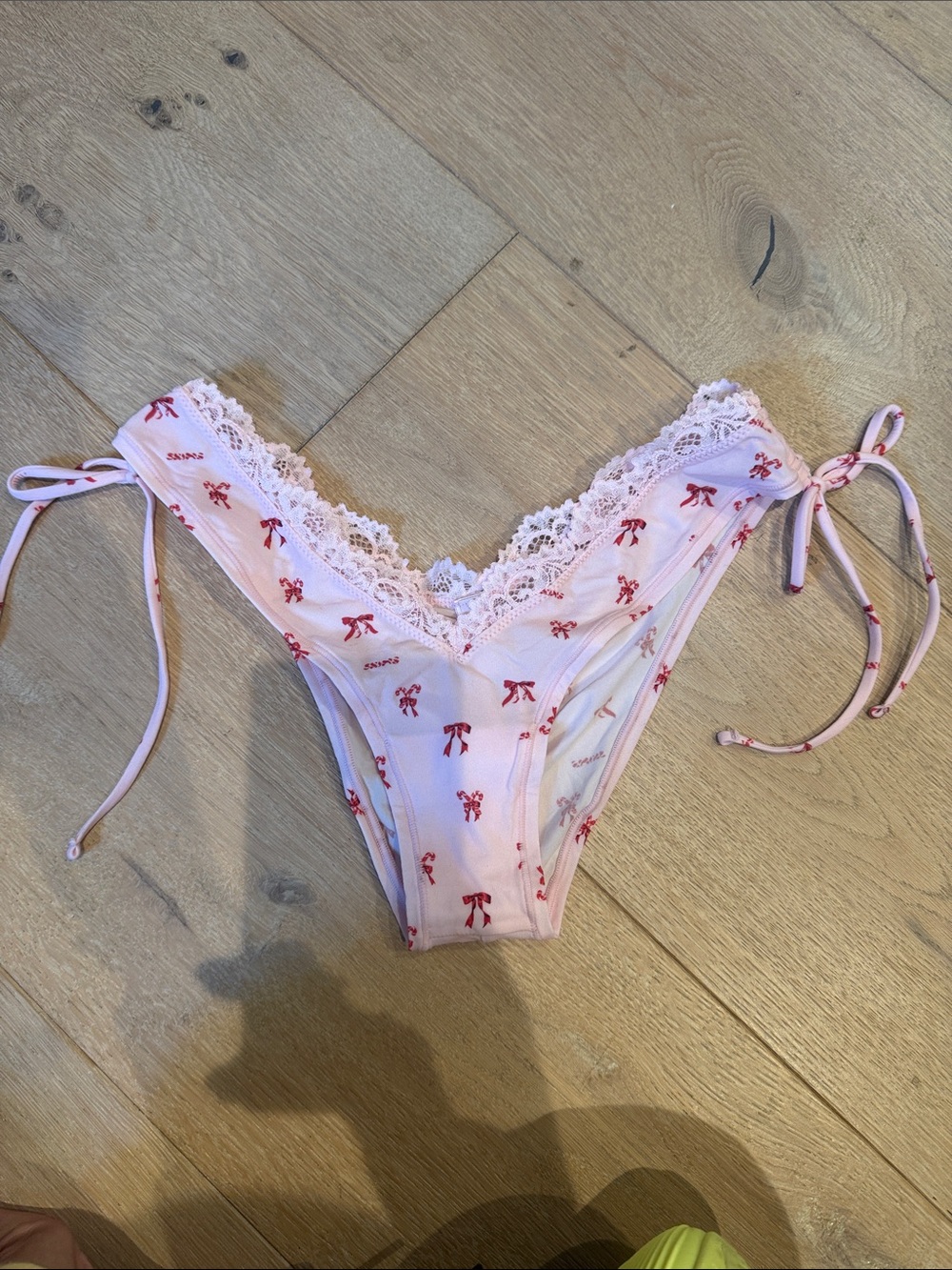 Skims underwear size S never worn